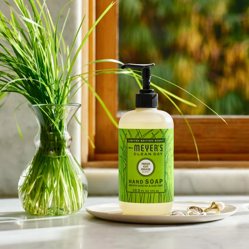 Fresh Cut Grass Liquid Hand Soap - Image 6